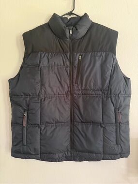 Cabelas Men's Quilted 650 Down Puffer Vest - Black